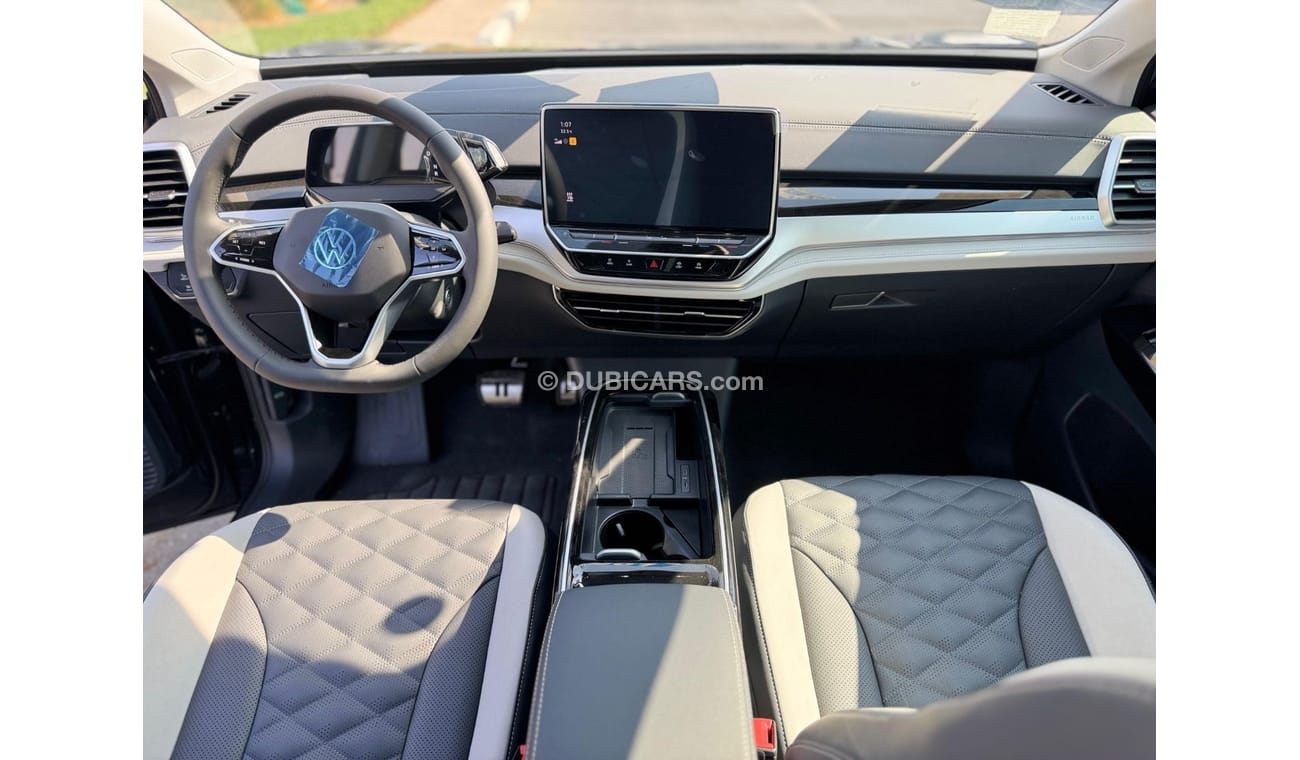 فولكس واجن ID.6 VOLKSWAGEN ID 6 CROZZ PRO FULL OPTION 7 SEATER MY2022 WITH HUD ,OPEN PANORAMA