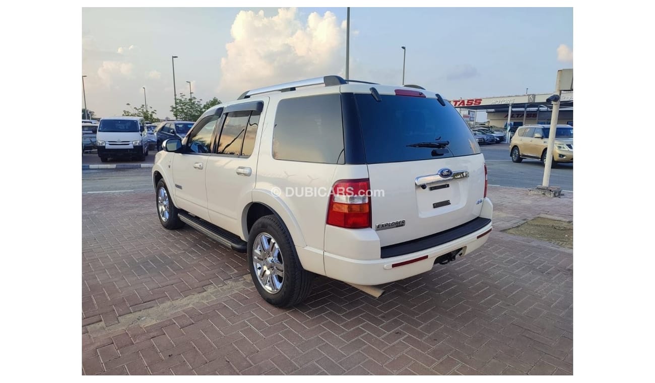 Ford Explorer 4X4 , V8  || Full option || 8 CYLINDERS || LOCAL AND EXPORT SALE.|| 1FMEU75898UA-41857