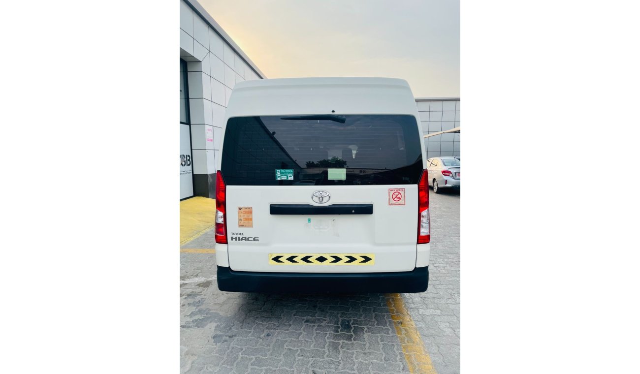 Toyota Hiace Commuter GL High Roof | 13 Seater | Certified Pre-owned | GCC Spec |