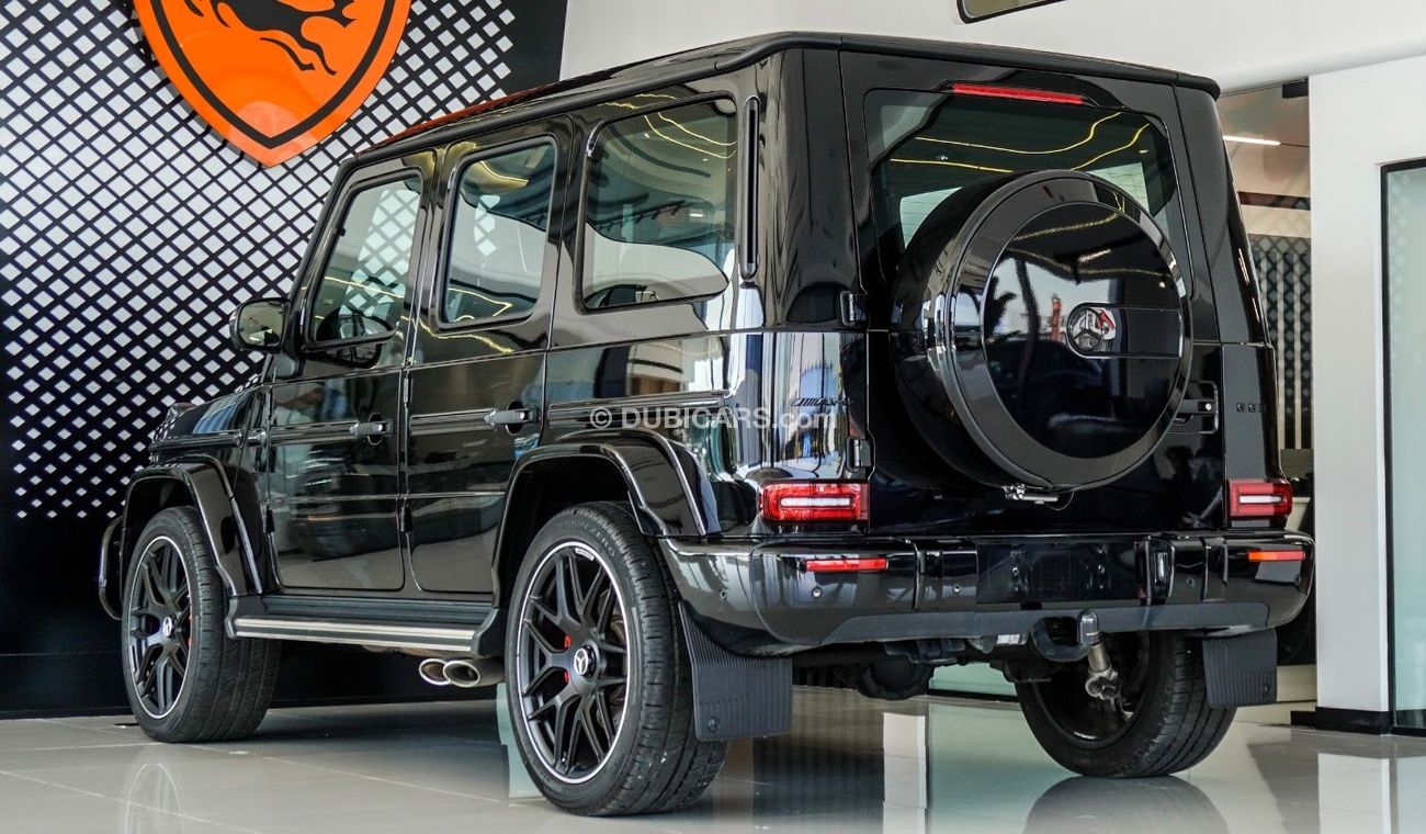 Mercedes-Benz G 63 AMG Mercedes G63 | Double Night Black | Carbon Fiber | Fully Loaded | Rear Entertainment Screens | 2024