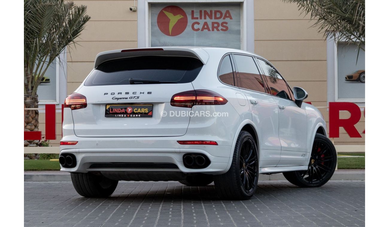 بورش كايان GTS 3.6L Porsche Cayenne GTS 2016 GCC under Warranty and Service Contract with Flexible Down-Payment