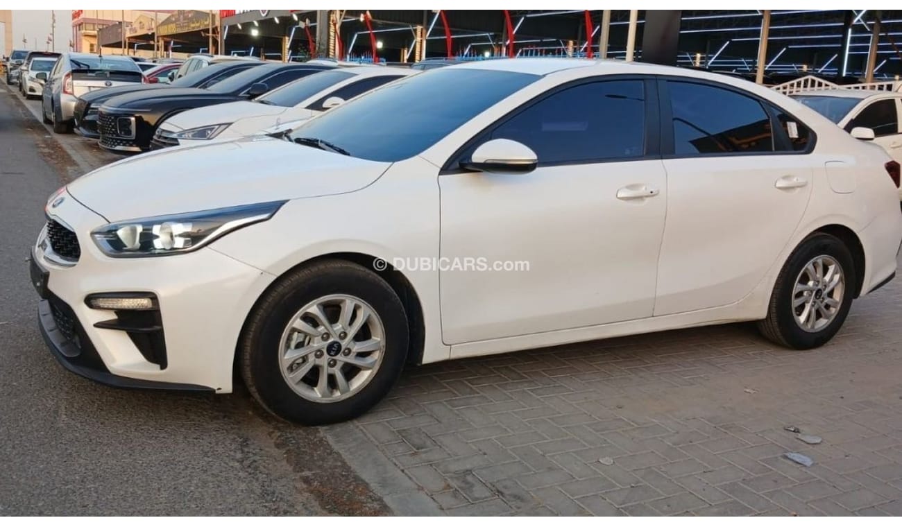 Used Kia K3 2019 for sale in Dubai - 703724