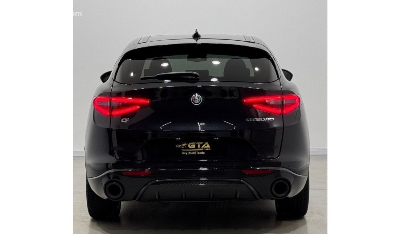 ألفا روميو ستيلفيو 2023 Alfa Romeo Stelvio Veloce Q4, April 2028 Alfa Romeo Warranty + Service Pack, Very Low Kms, GCC