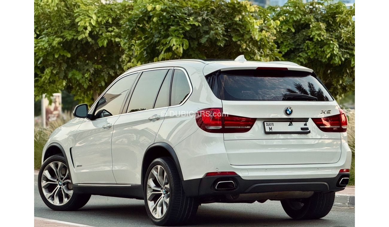 بي أم دبليو X5 50i Luxury 4.4L (5 Seater)