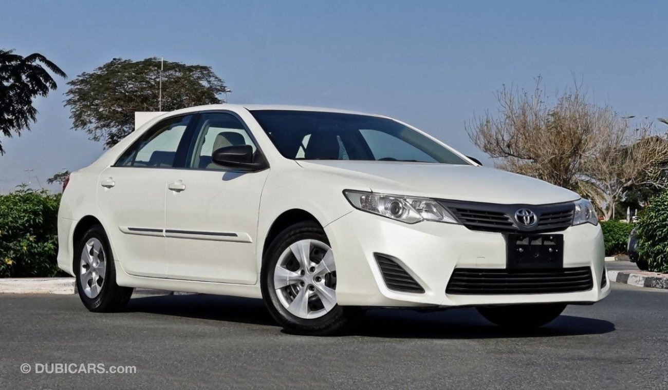 Toyota Camry Premium Original paint - 103,000km - perfect in and out