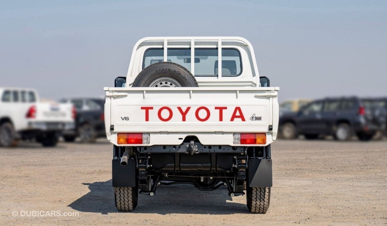 تويوتا لاند كروزر بيك آب Toyota Land Cruiser Pick-up SC 4.2L Diesel  MT MY2024