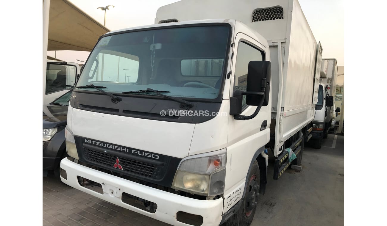 ميتسوبيشي كانتر Mitsubishi canter Pick up,model:2010. Low mileage