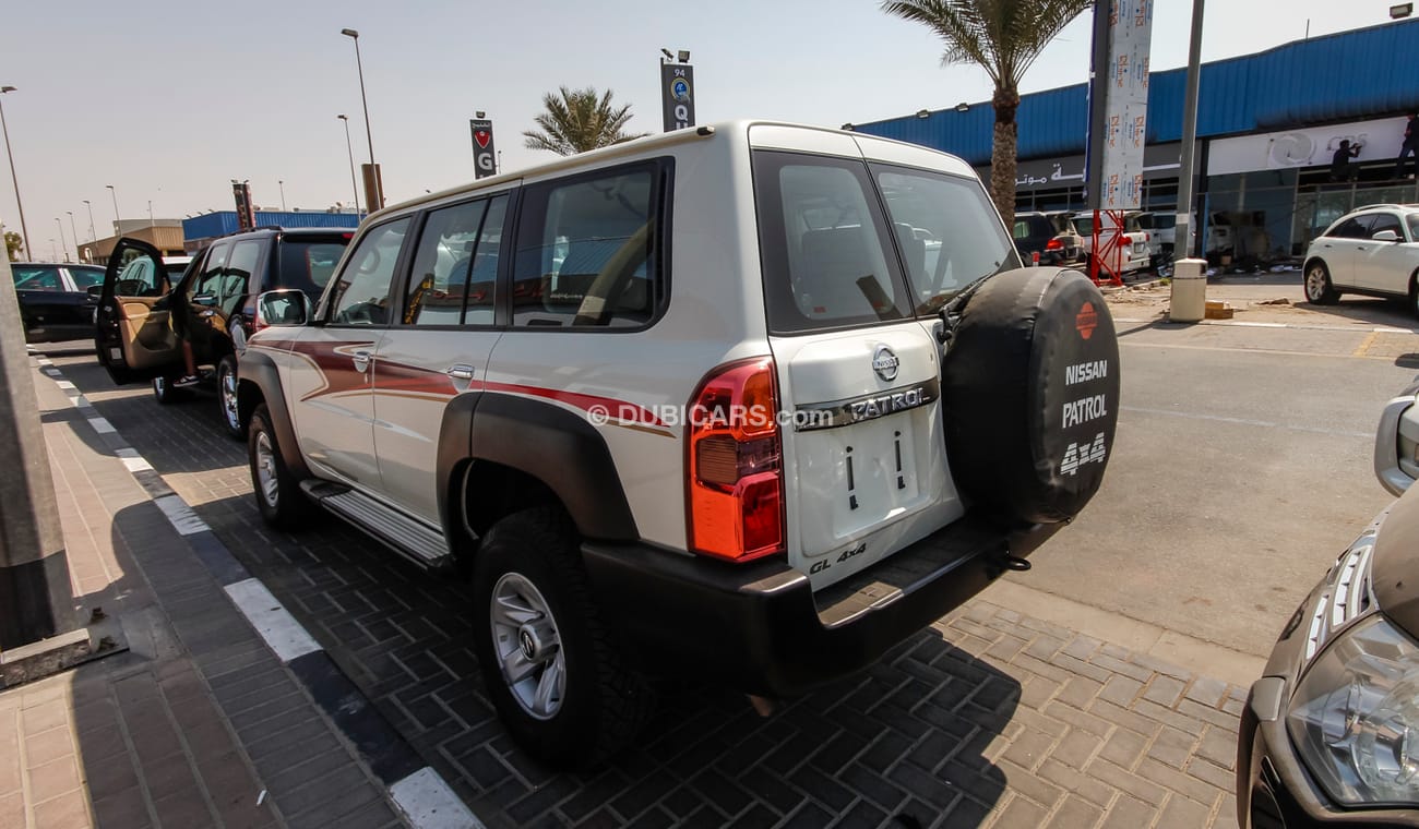 Nissan Patrol Safari