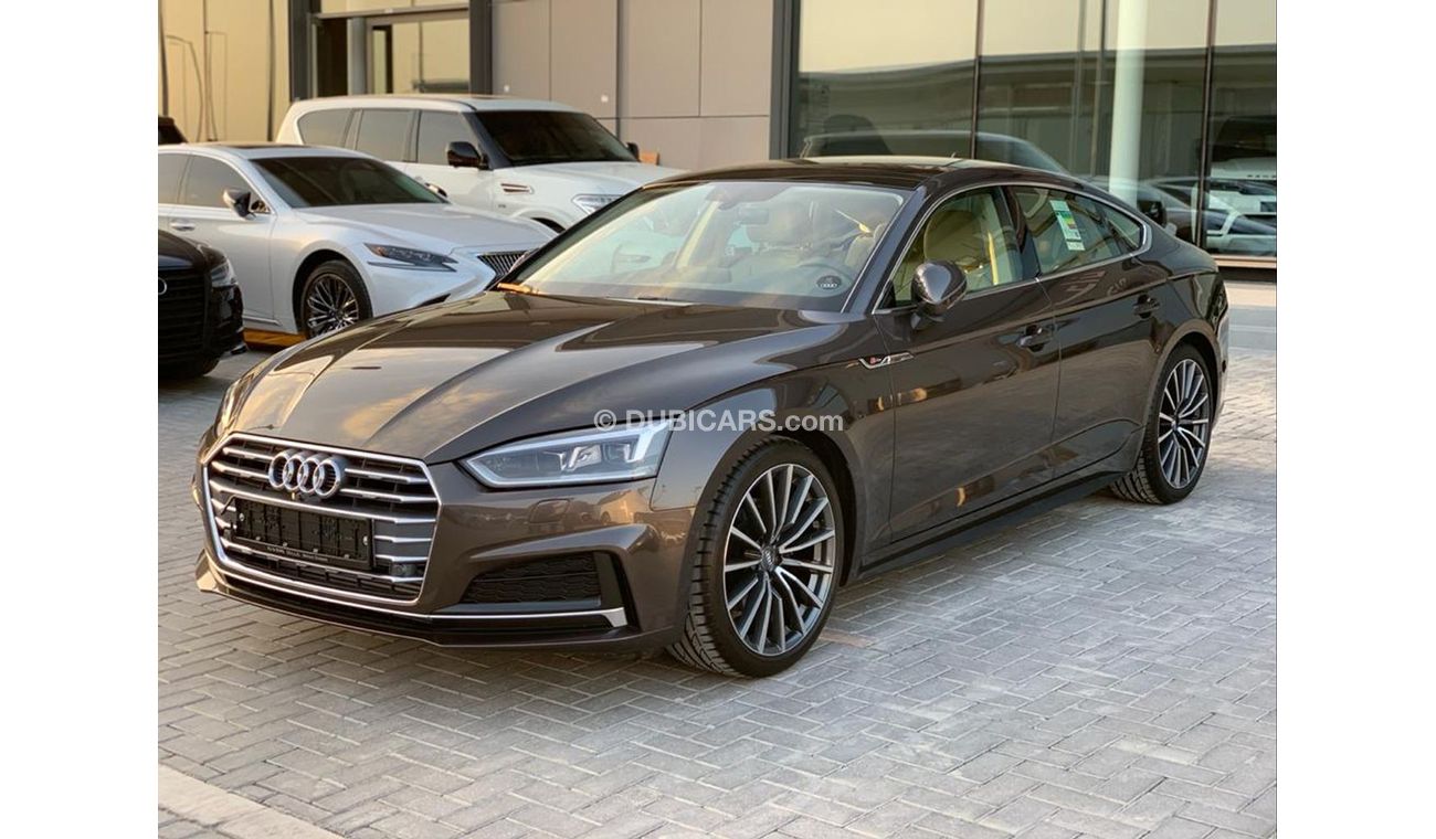 أودي A5 A5 Sportback 40TFSI Design 190hp 2019 zero km GCC