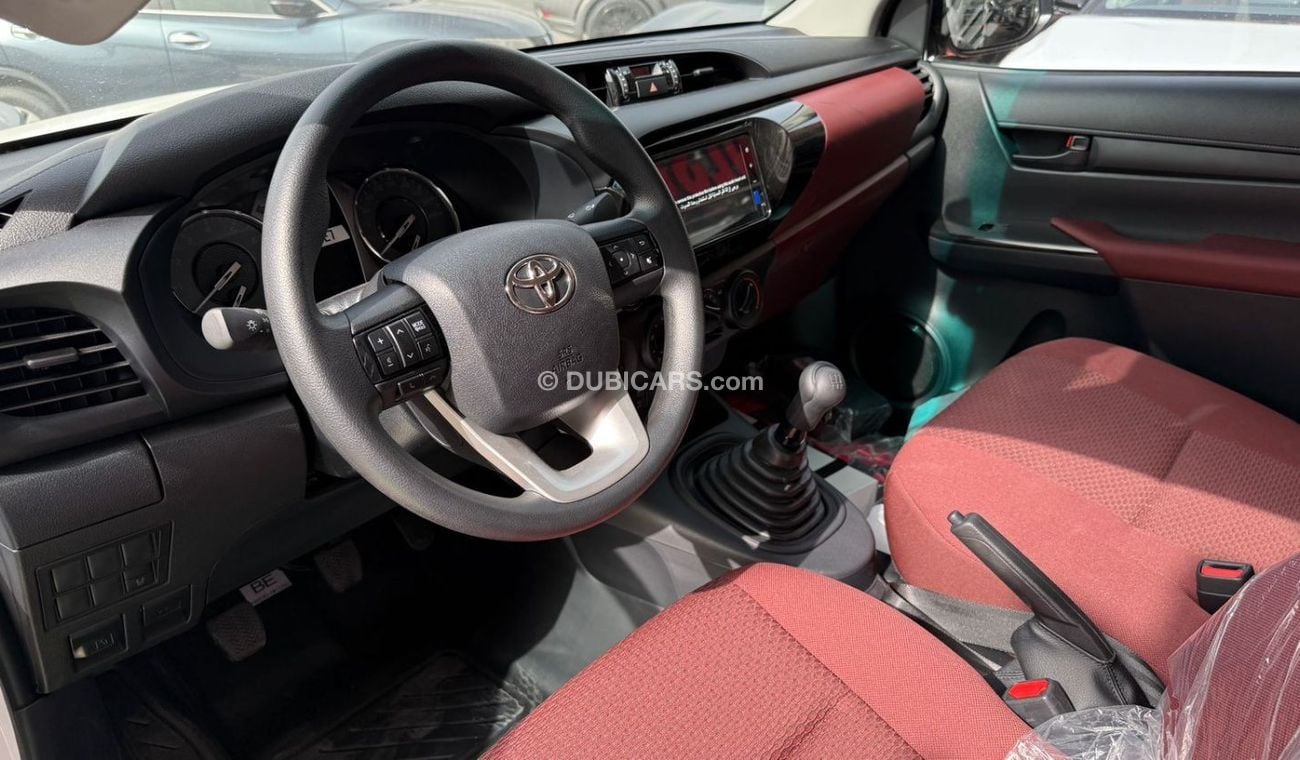 Toyota Hilux Toyota Hilux 2.7L GLX 4WD | 2025 | 0KM | GCC