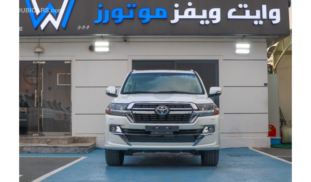 تويوتا لاند كروزر Toyota Land Cruiser VXR white Edition 5.7L V8 2018