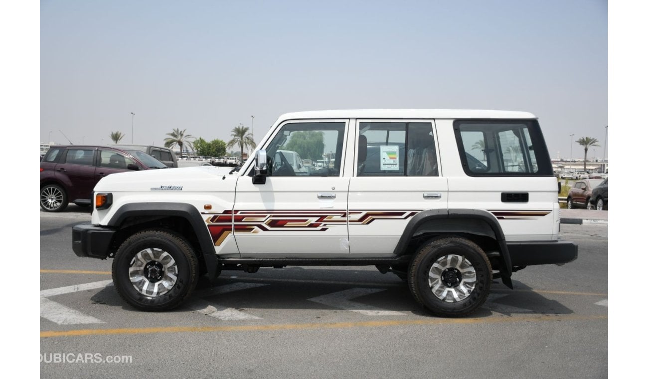 تويوتا لاند كروزر هارد توب Hardtop LX 4.0L V6 Petrol Automatic