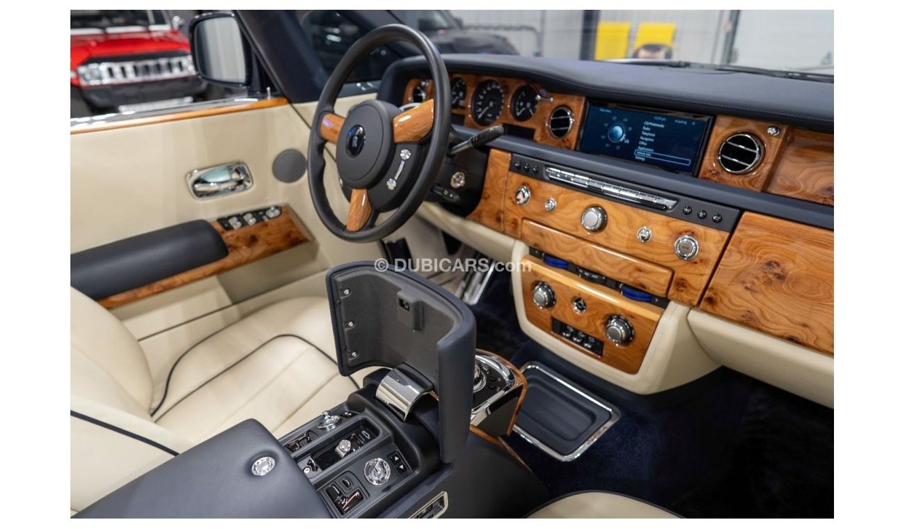 Rolls-Royce Phantom TRIM (Arabic) ​ دروبهيد 2015 Rolls-Royce Phantom Drophead (VII) TEAK EDITION , 2dr Convertible, 6.8L