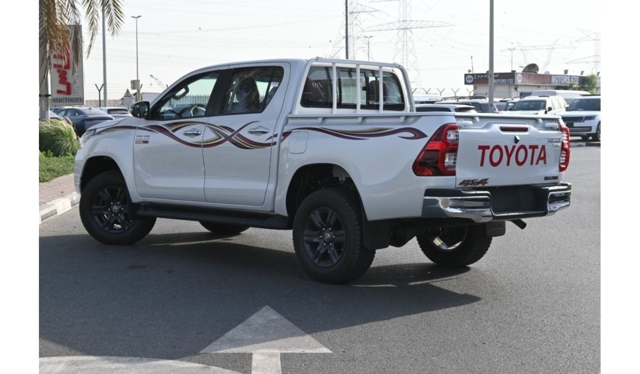 Toyota Hilux DC DIESEL 2.4L 4X4 Manual. 2024// top option