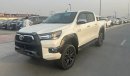 Toyota Hilux Toyota Hilux SR5 2019 White color