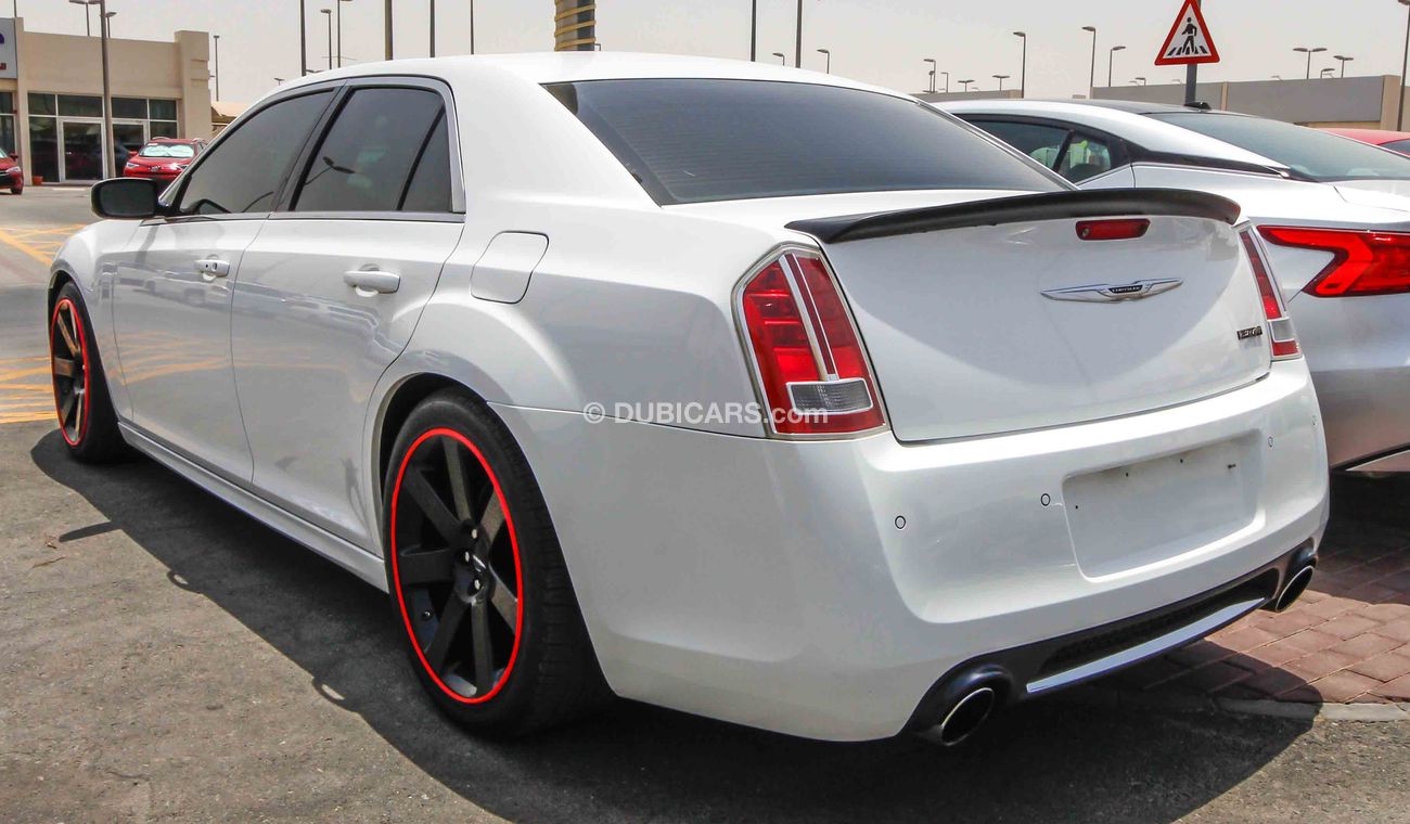 Chrysler 300C SRT8