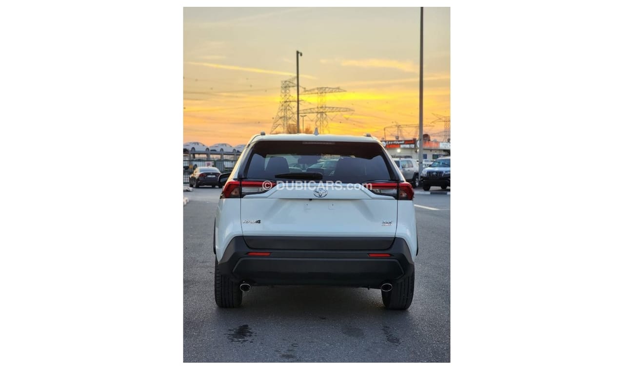 Toyota RAV4 Toyota Rav 4 XLE 2019