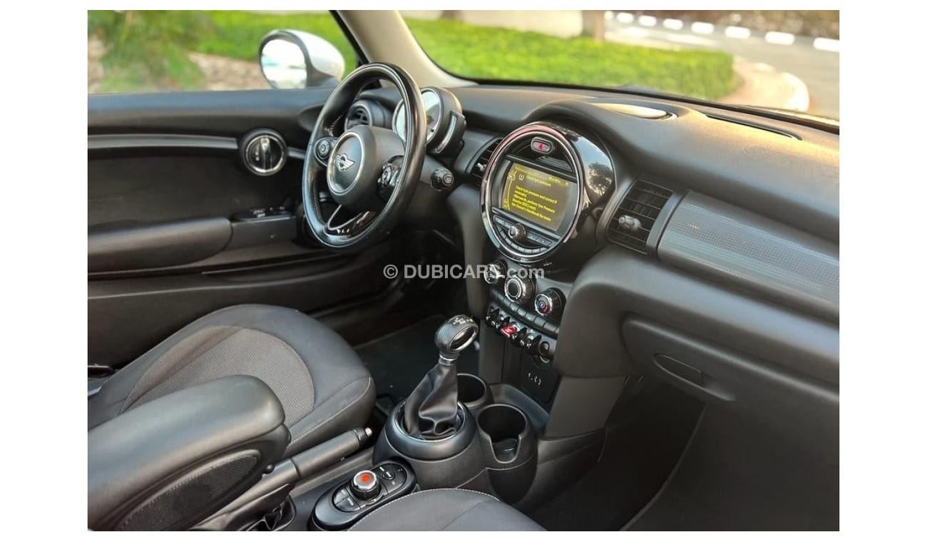 Mini Cooper MINI COOPER COUPE 2018 GCC FULL OPTIONS