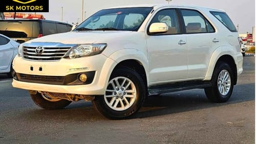 Toyota Fortuner V4 GCC/ 4WD/ LOW MILEAGE/ SINGLE OWNER/ NON ACCIDENT/ EXCELLENT CONDITION/ LOT# 65624