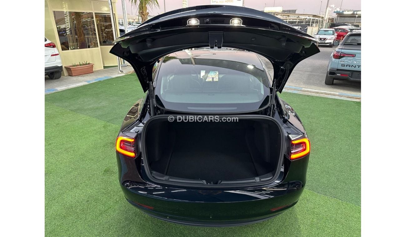 تسلا موديل 3 Sedan model 3 REAR -WHEEL DRIVE engine UU RWD ELECTRIC one battery