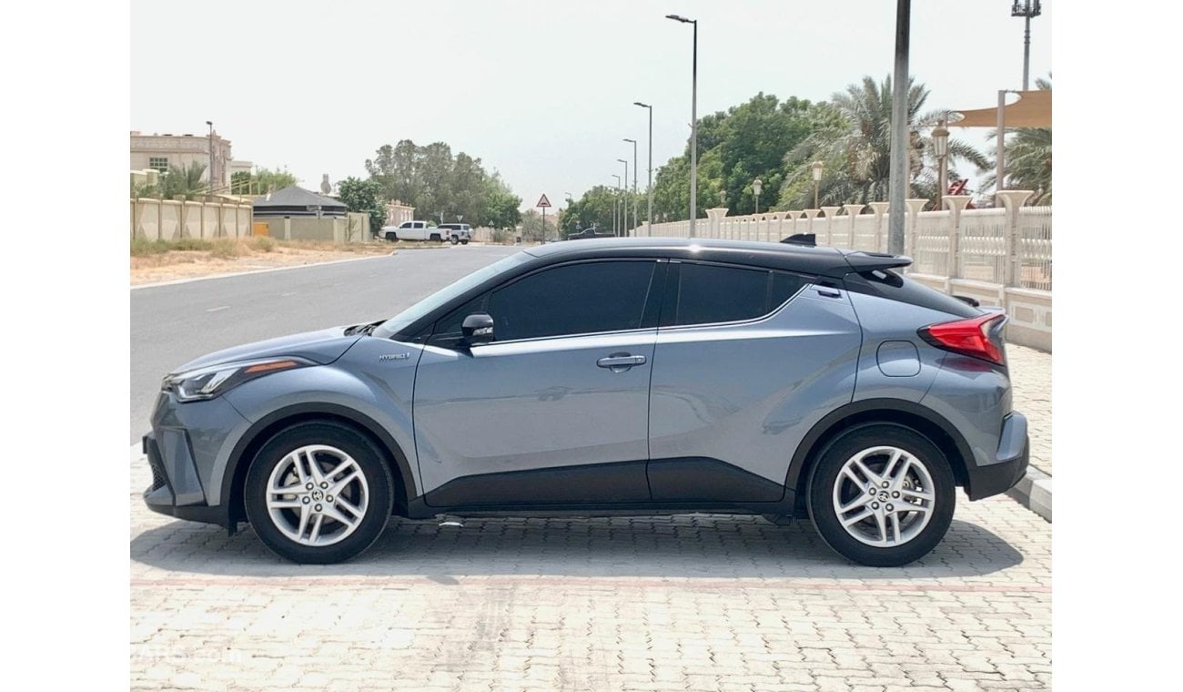 Toyota CHR Toyota C-HR Hybrid 2023 (1.8L) GCC Specs Full Option