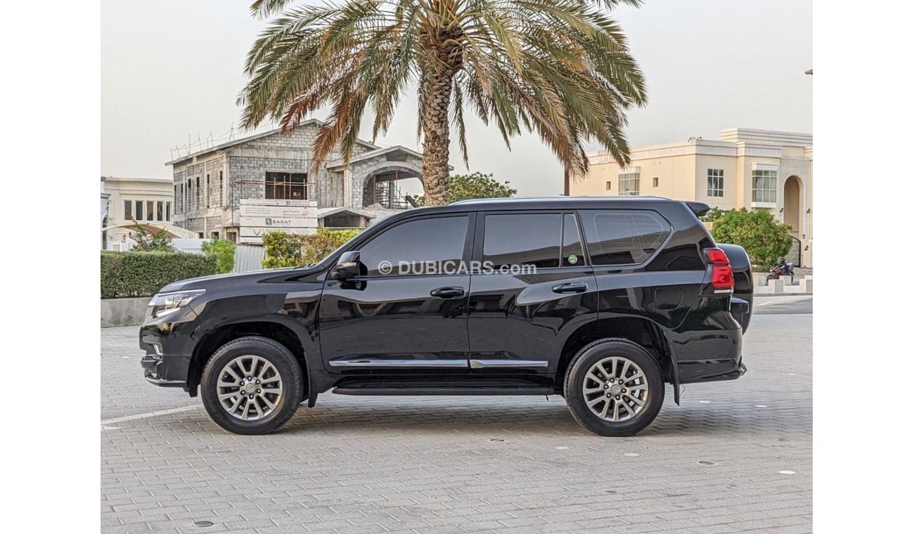 تويوتا برادو Toyota prado 2020 VXL V4 2.7 fuel petrol Excellent condition