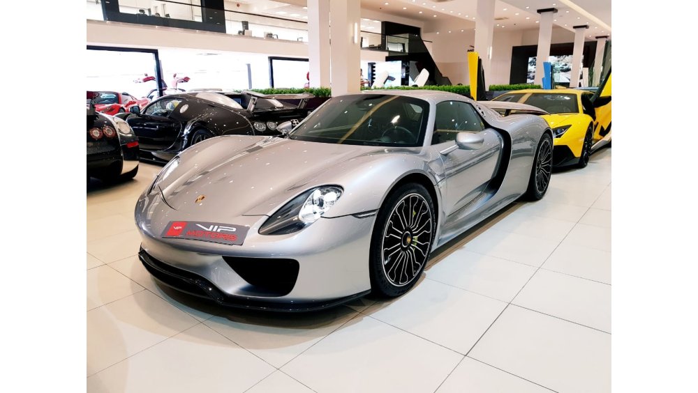 Porsche 918 Spyder Gcc Full Carbon Fiber For Sale Aed 4 399 000 Grey Silver 15