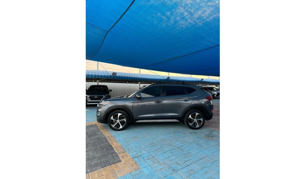 Hyundai Tucson The car is in good condition no contribution required 1.6 engine capacity 2018 2 WD