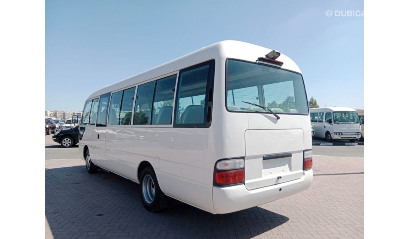 Toyota Coaster TOYOTA COASTER BUS RIGHT HAND DRIVE(PM11051)