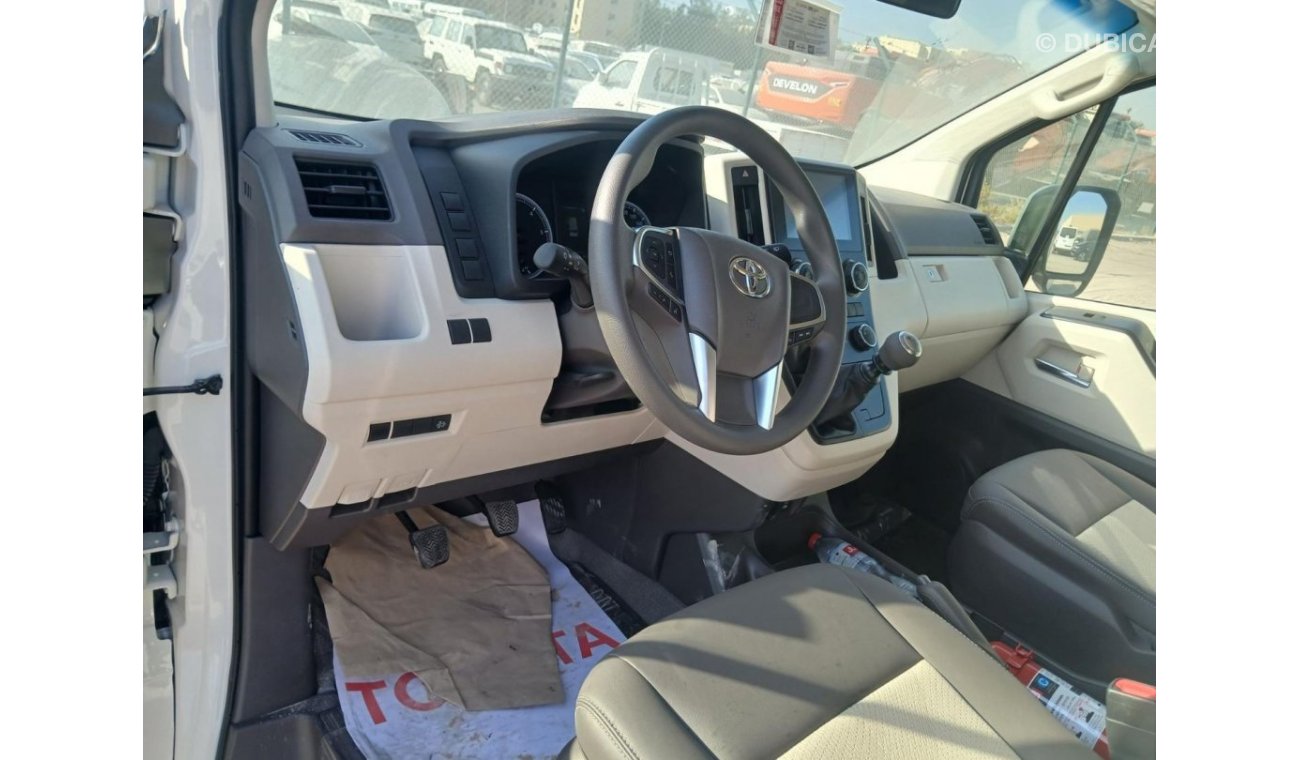 تويوتا هاياس High Roof Passenger Van - 2.8L Diesel Manual - Full Options