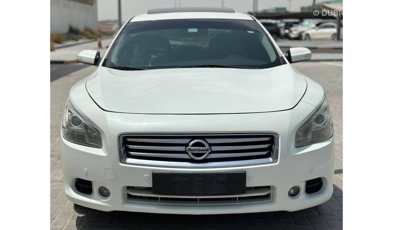 Nissan Maxima SE