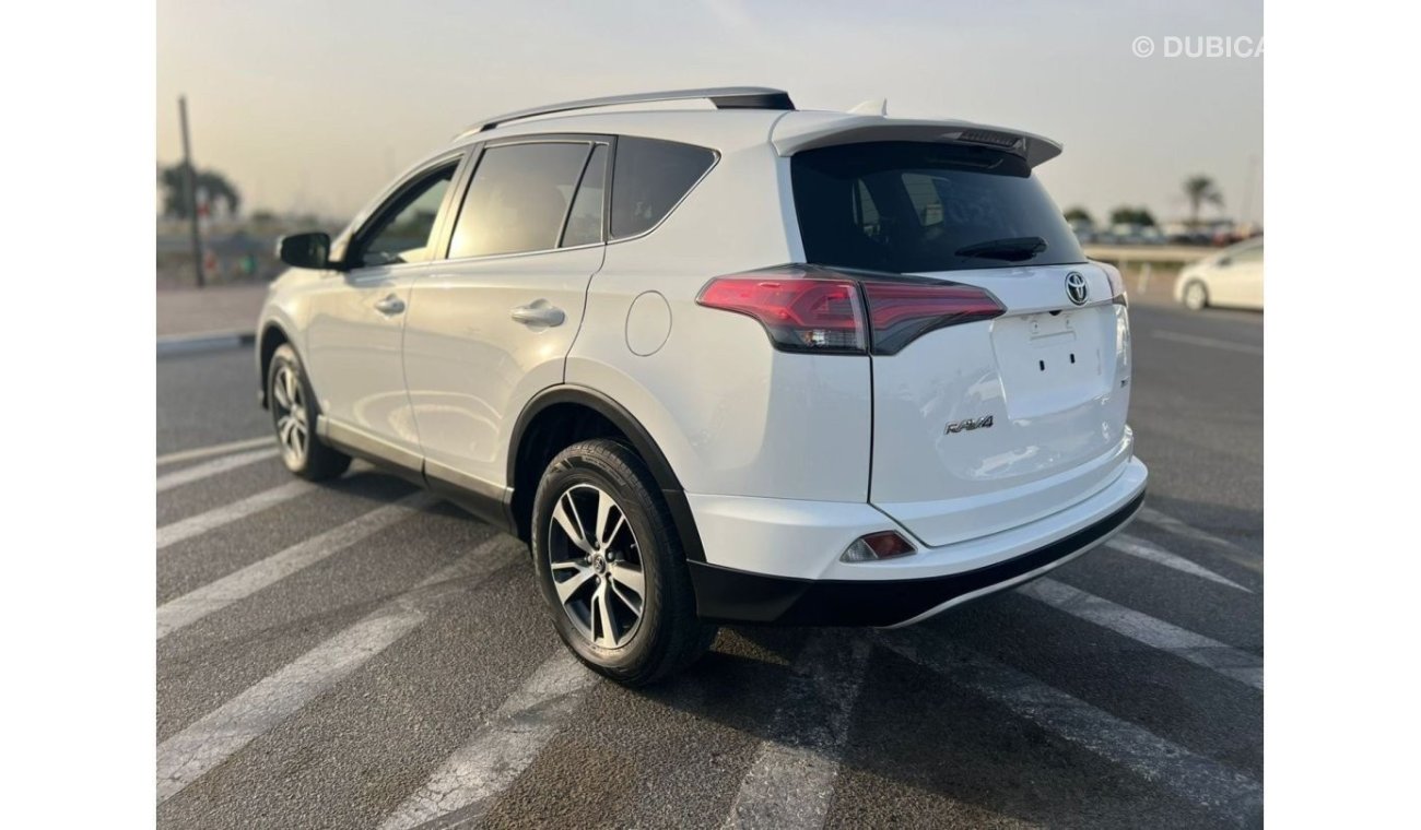 Toyota RAV4 2018 TOYOTA RAV4 ADVENTURE + PUSH START + CAMERA + SUNROOF