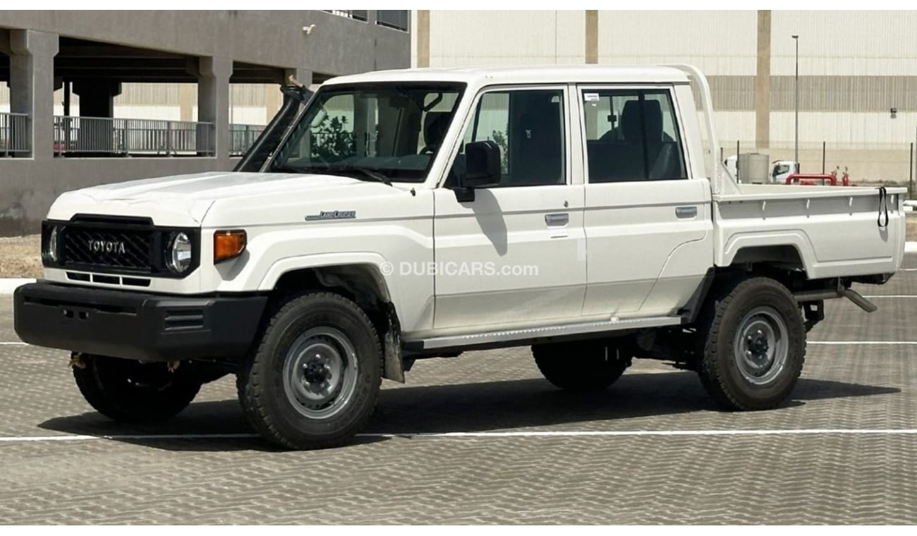 Toyota Land Cruiser Pick Up 4.2L V6 DC Diesel MT Without Diff. lock