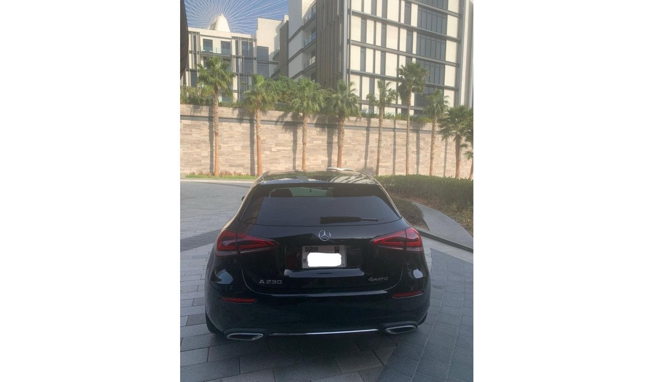 مرسيدس بنز A 250 Premium 2.0L