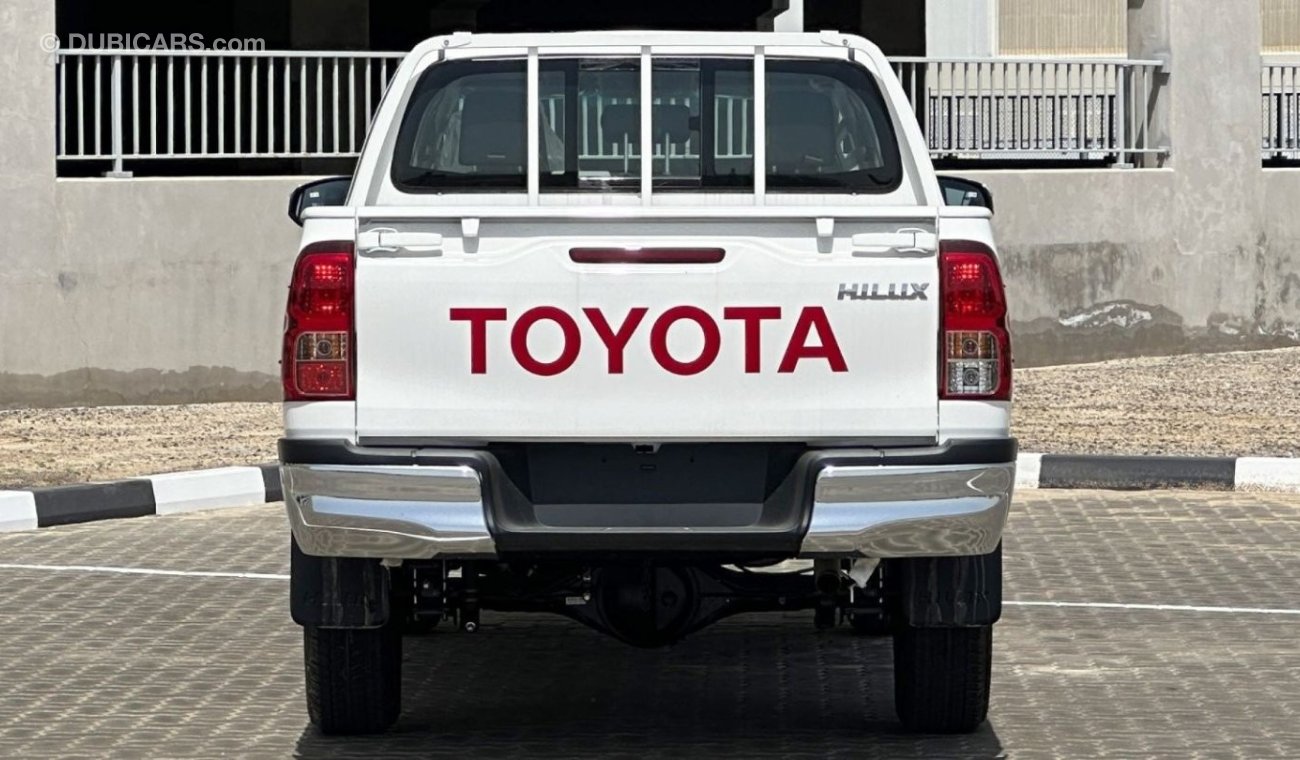 تويوتا هيلوكس Toyota hilux basic option 2.4L DIESEL MT MY23