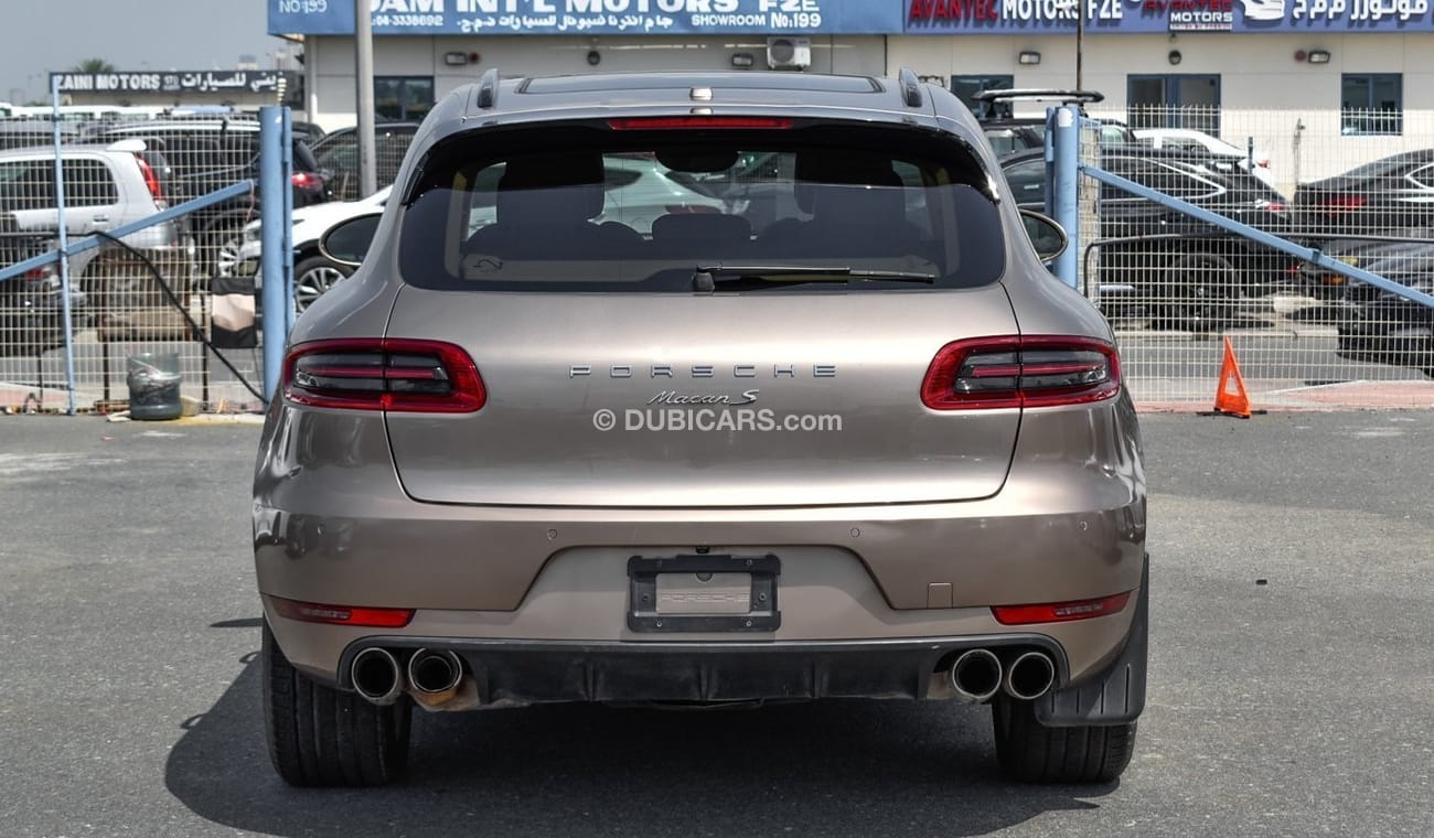 Porsche Macan