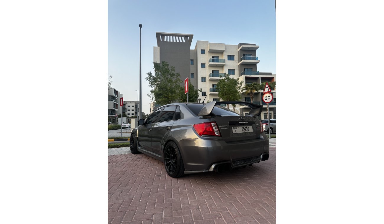 سوبارو امبريزا WRX