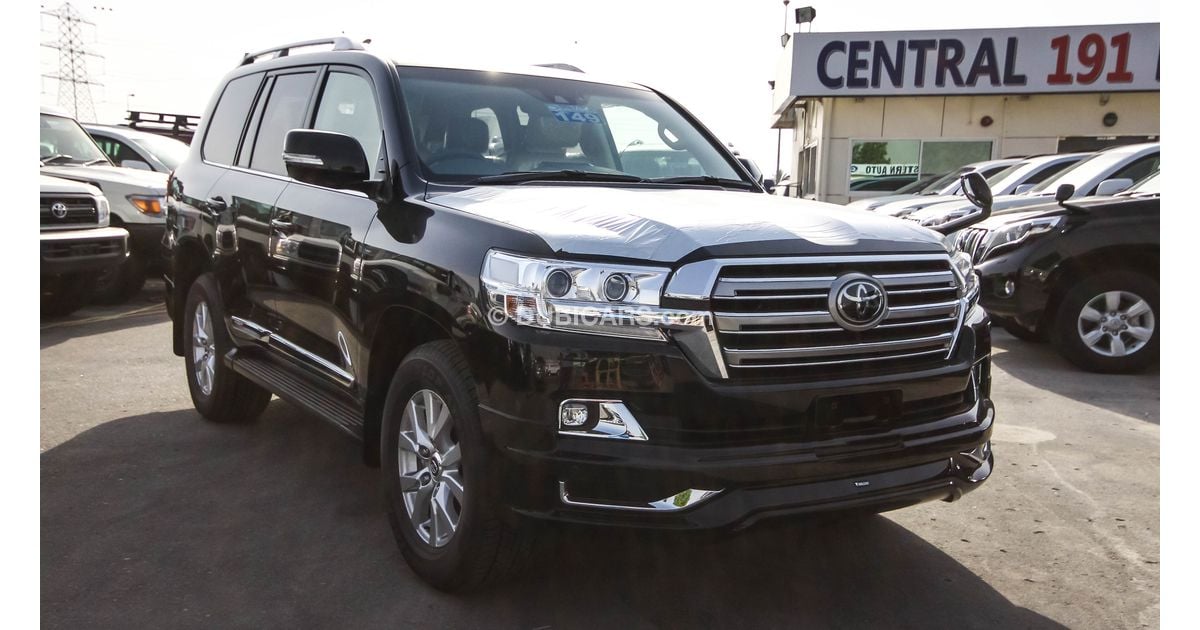 Toyota Land Cruiser V8 Black Petrol Right Hand Drive for sale. Black, 2016