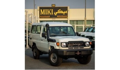 Toyota Land Cruiser Hard Top Hard Top | 4.0 L | V6 | PETROL | Automatic (3 Doors)