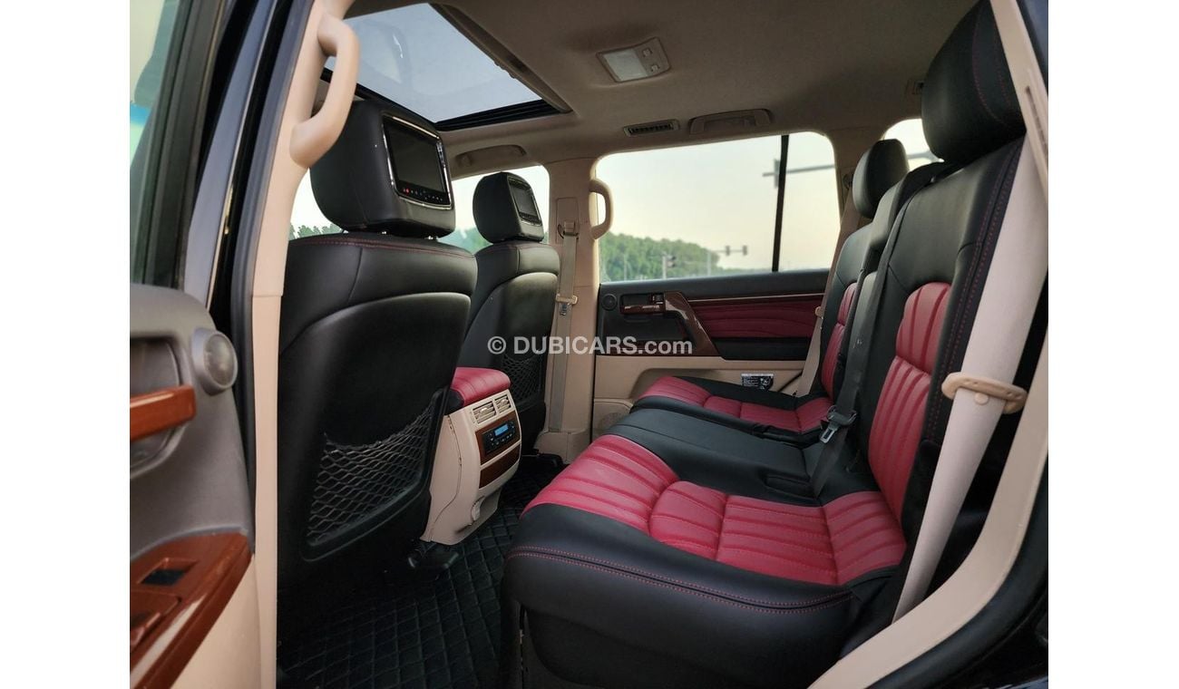 Toyota Land Cruiser 2015 Modified to 2024 VXR Full Option Very Clean Sunroof | CoolBox | Electric Seats | Leather Seats