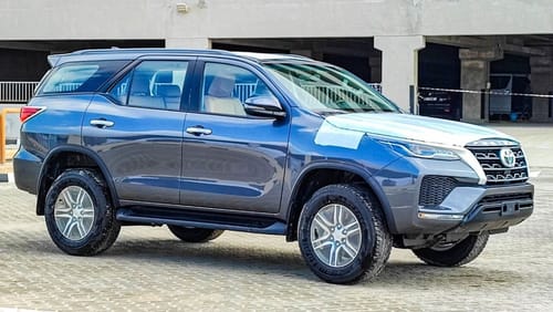 تويوتا فورتونر FORTUNER SR5 2.7L V4 PETROL