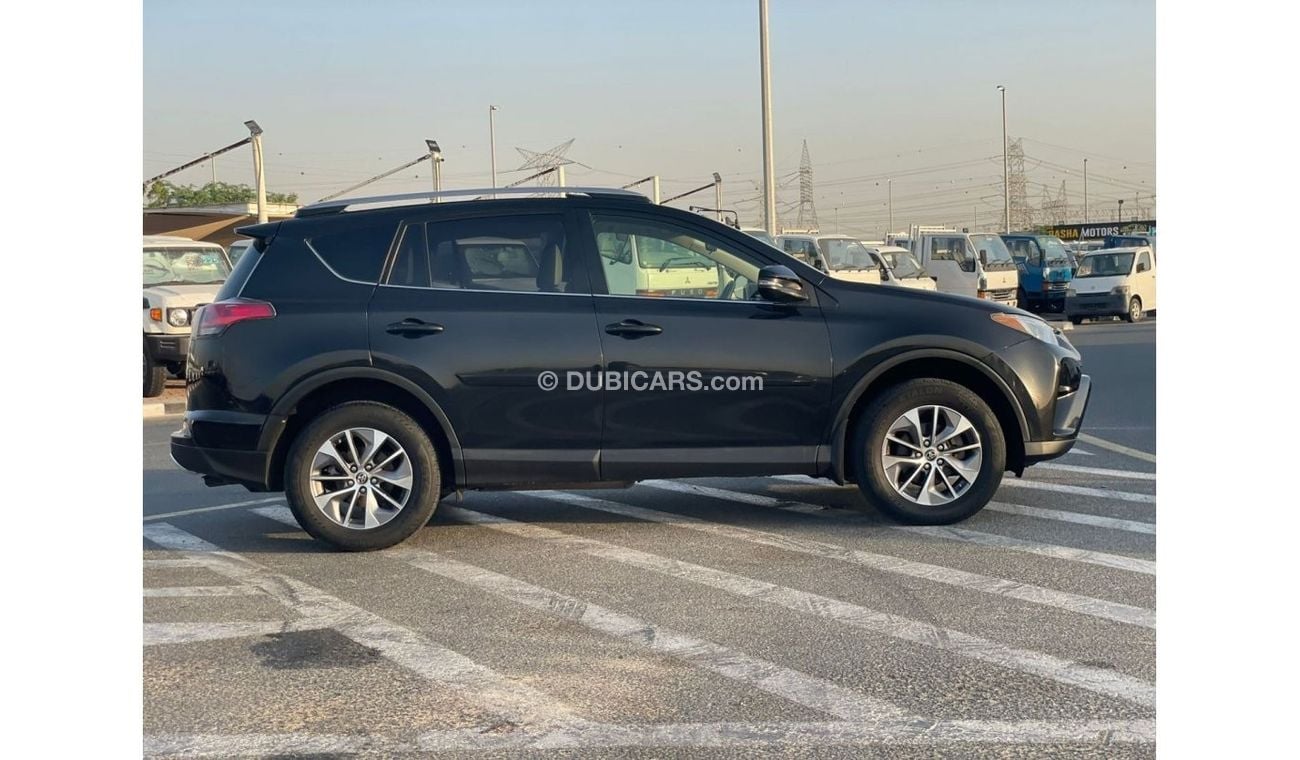 تويوتا راف ٤ 2018 Toyota Rav4 XLE 4x4 Full Option Push Start - Hybrid Fuel ⛽️-