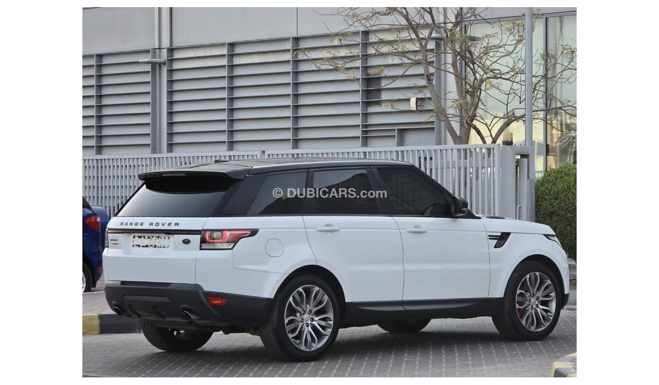 Land Rover Range Rover Sport SPORT SUPERCHARGED 2016 GCC 2KEYS // ORGINAL PAINT // ACCIDENT FREE // PERFECT CONDITION