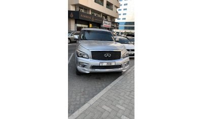 Infiniti QX80 Standard