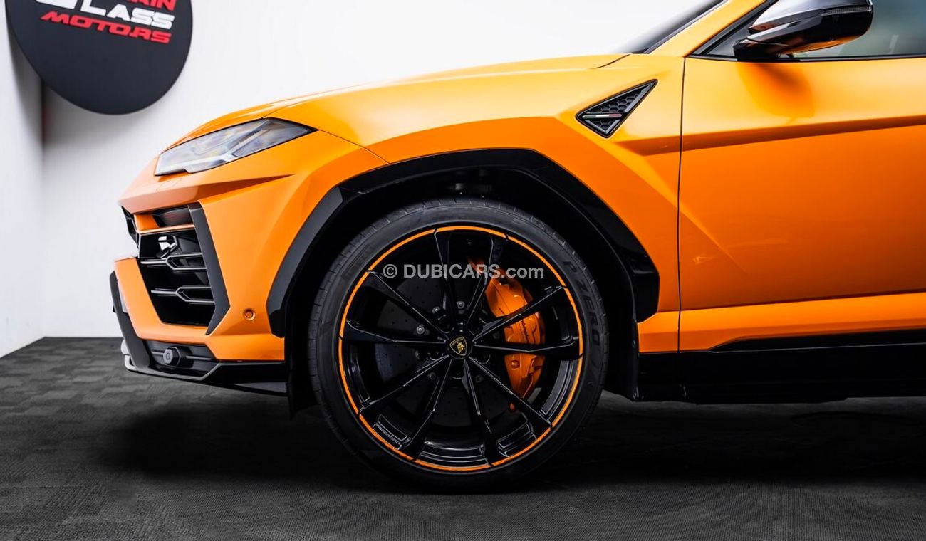 Lamborghini Urus Capsule 2022 - GCC - Under Warranty - One Free Service Available