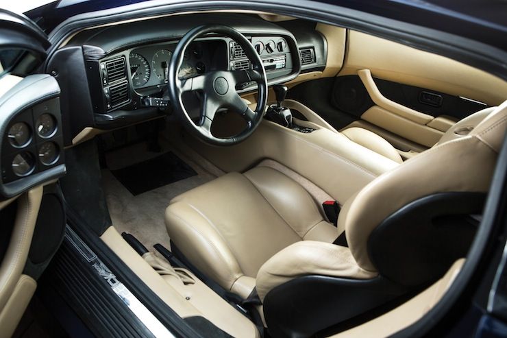 Jaguar XJ220 interior - Cockpit