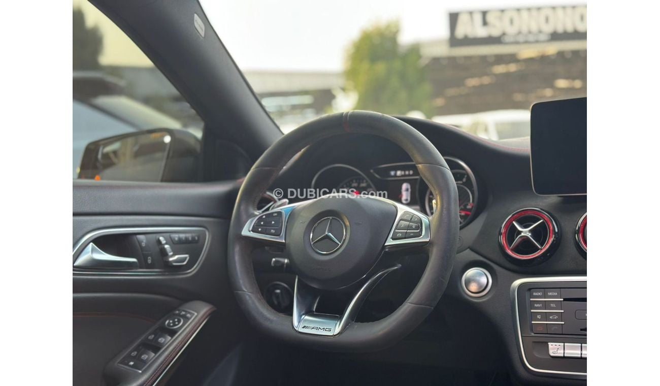 Mercedes-Benz CLA 45 AMG Std 2.0L