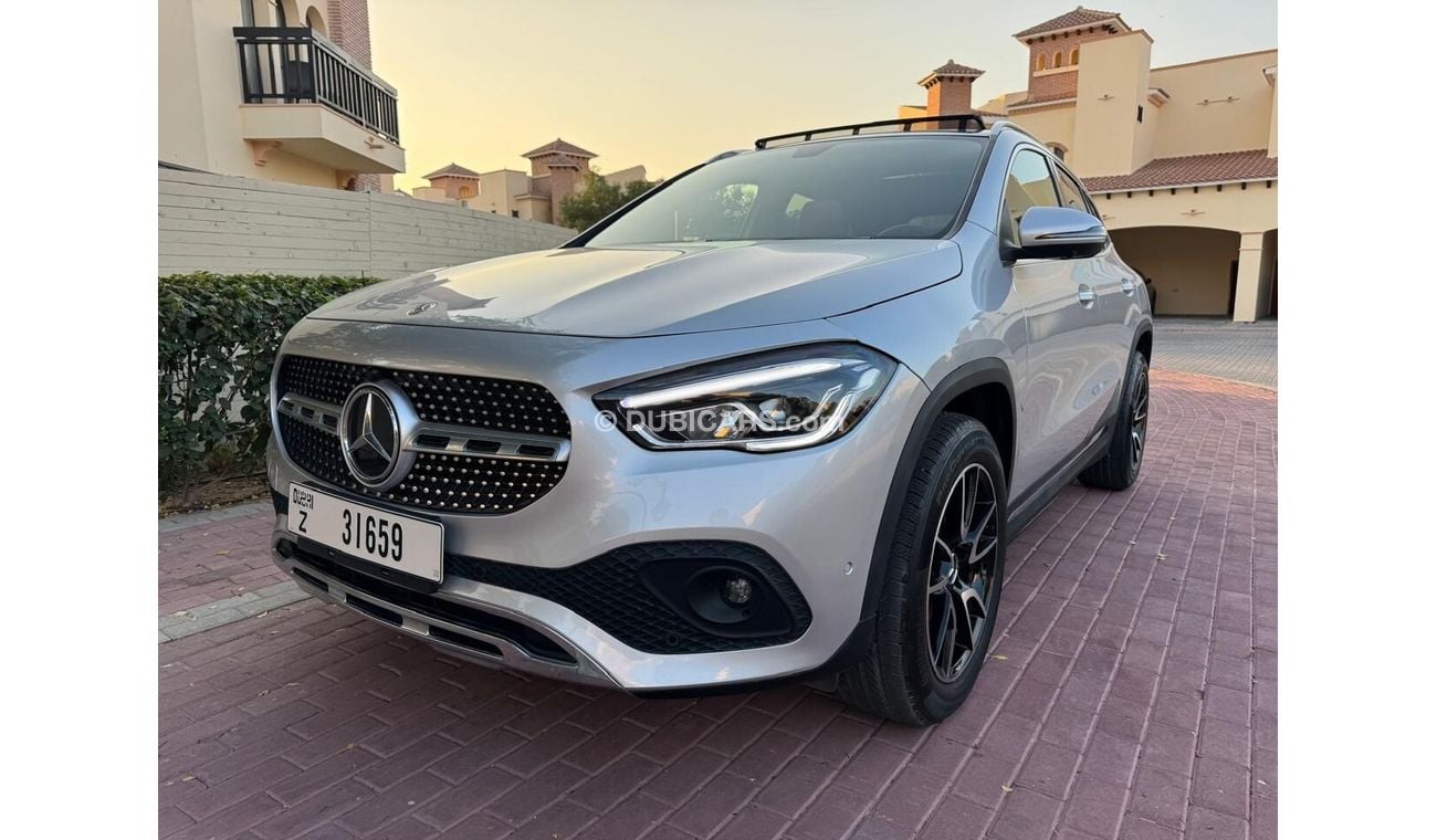 Mercedes-Benz GLA 250 4MATIC 2.0L