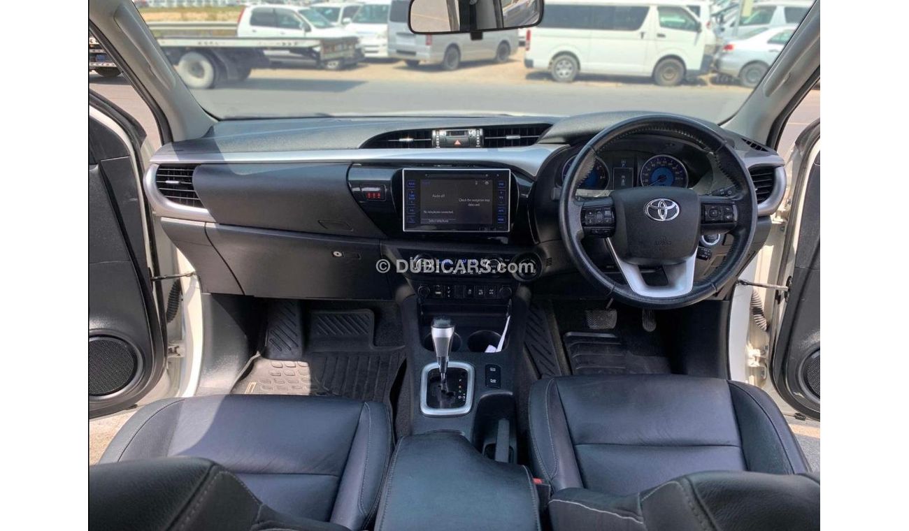 Toyota Hilux Toyota Hilux pickup 2017 4 cylinder 2.8 Diesel