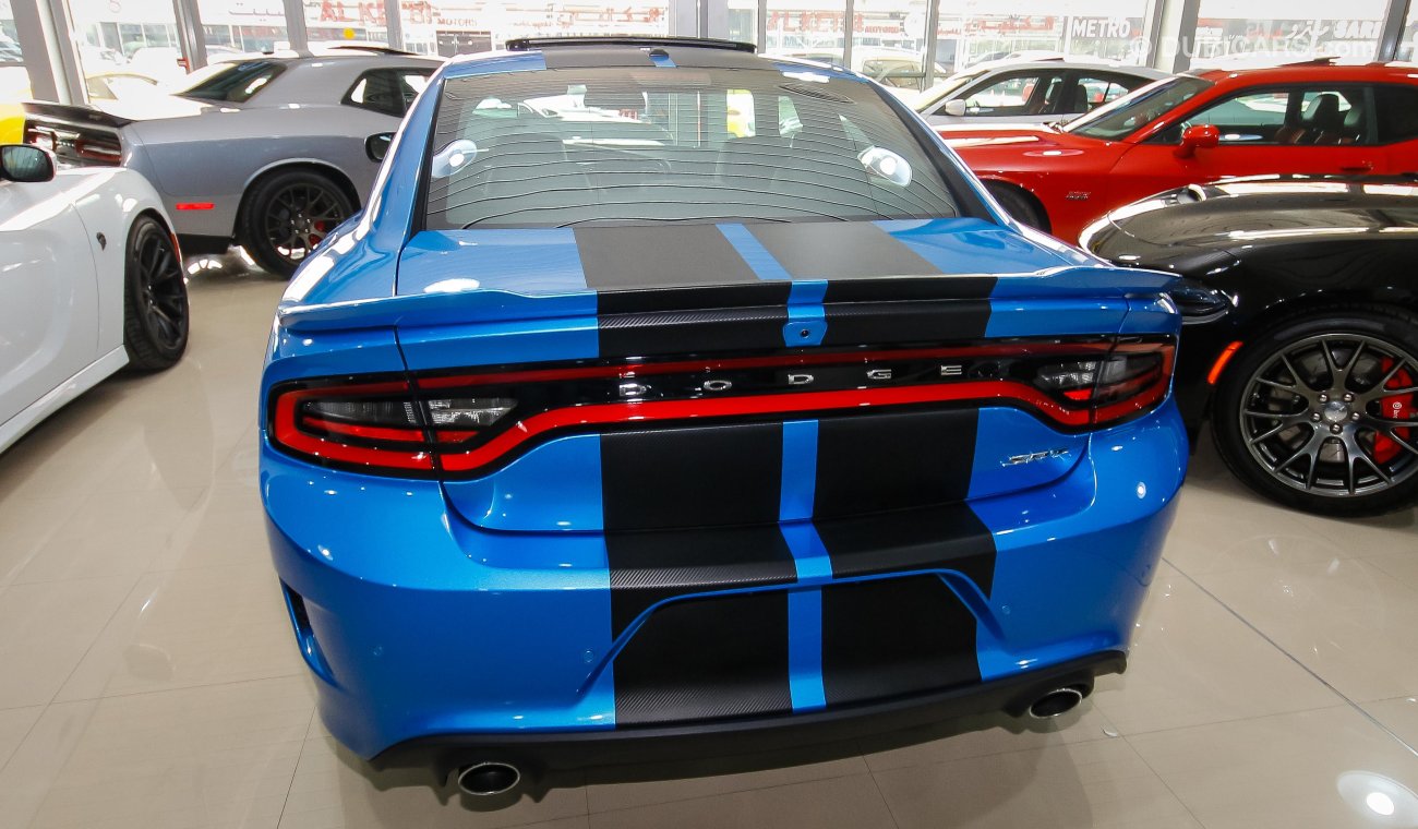 دودج تشارجر Hellcat